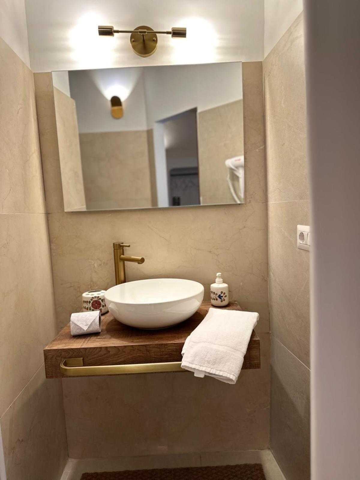 Ai 13 Gradoni Di Chiaia Bed & Breakfast *